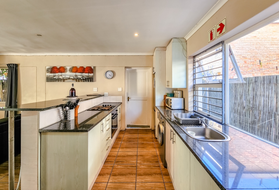 4 Bedroom Property for Sale in Mowbray Western Cape